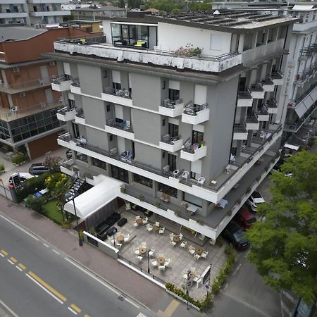 בלריה-איגאה מרינה Florida Park Hotel מראה חיצוני תמונה