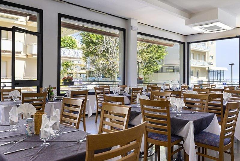 בלריה-איגאה מרינה Florida Park Hotel מראה חיצוני תמונה