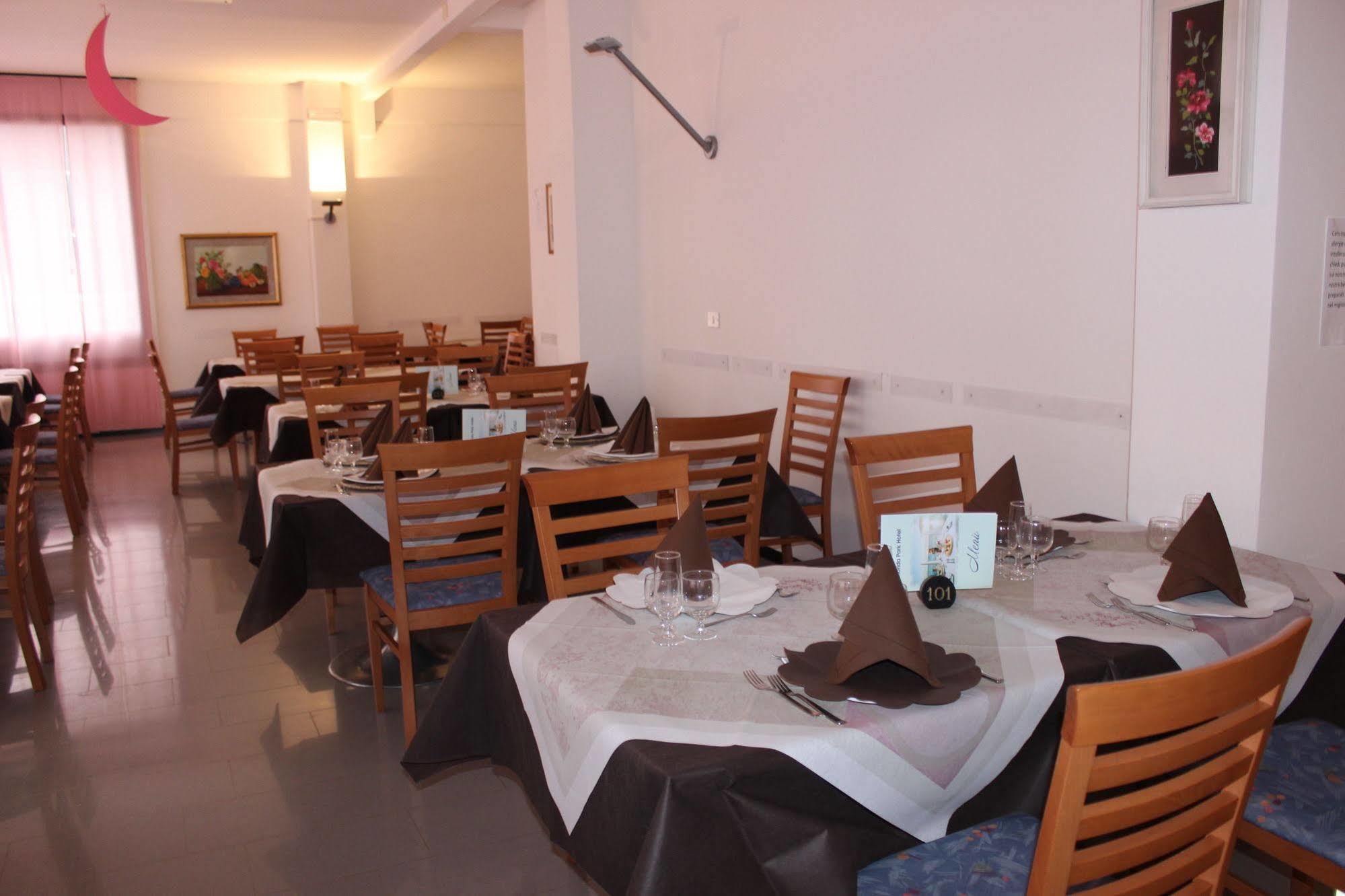 בלריה-איגאה מרינה Florida Park Hotel מראה חיצוני תמונה