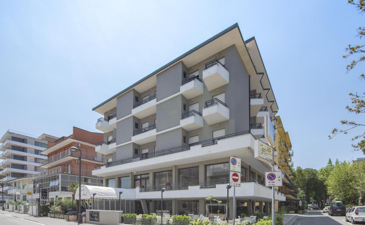 בלריה-איגאה מרינה Florida Park Hotel מראה חיצוני תמונה